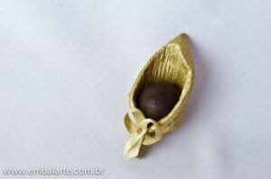 Flor papel crepom brilho ou mesclado mod copo de leite