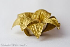 Flor papel crepom brilho/mesclado 8 folhas grandes