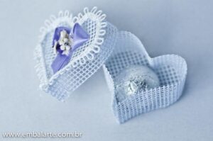 Coração talagarça grega c/laço e chaton