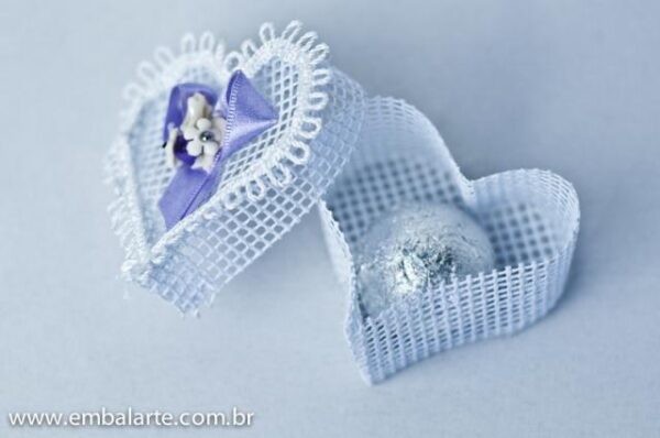 Coração talagarça grega c/laço e chaton