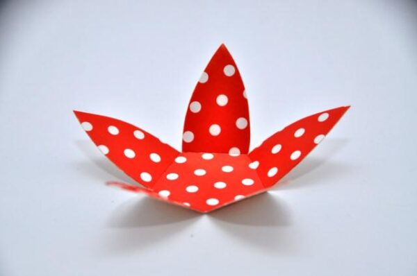 Porta bombom 03,7x03,7 estrela papel cartão cor