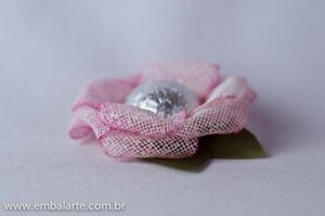 Flor tela cor golfada 3 camadas e 2 folhas