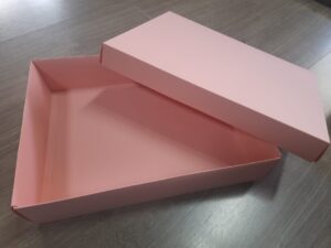 Caixa 27x20x06 color plus lateral dupla