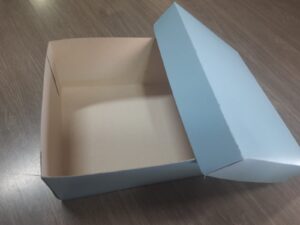 Caixa 18x15x08 páscoa/dia dos namorados papel cartão cor